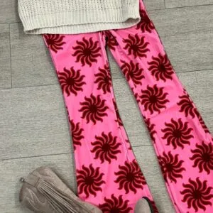 Flared | roze| rood