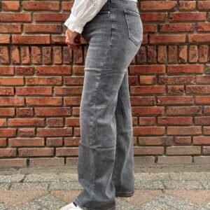 Goodies Wide Leg Jeans – De Perfecte Mix van Comfort & Stijl